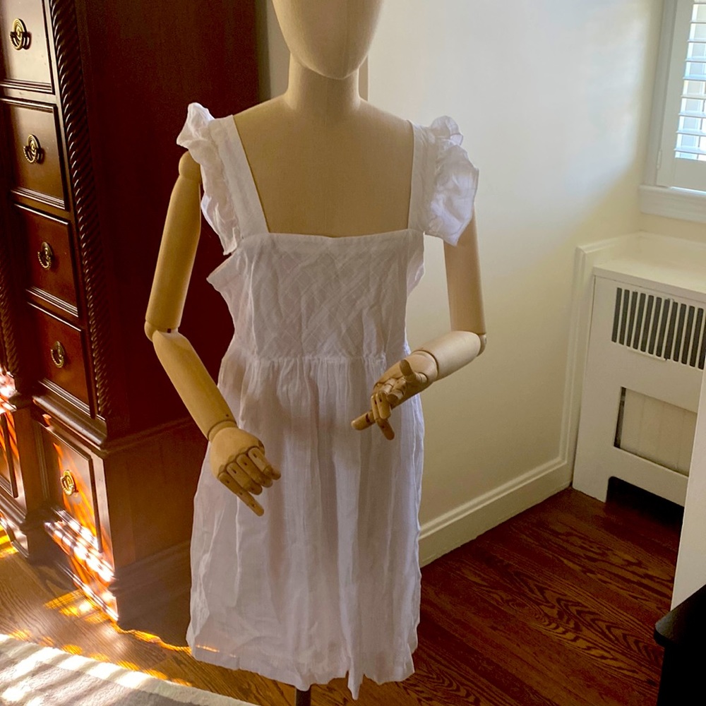 NWT - Vineyard Vines white Cover-up with ruffle sleeves (M)
